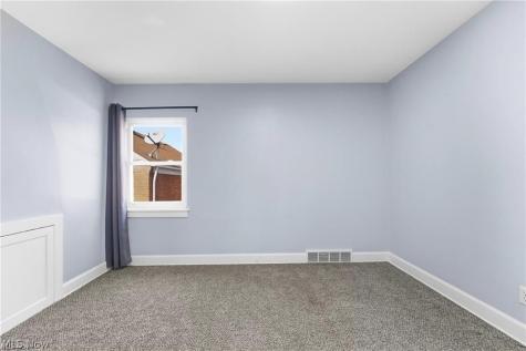 876 Eloise Drive Cleveland Heights OH 44112