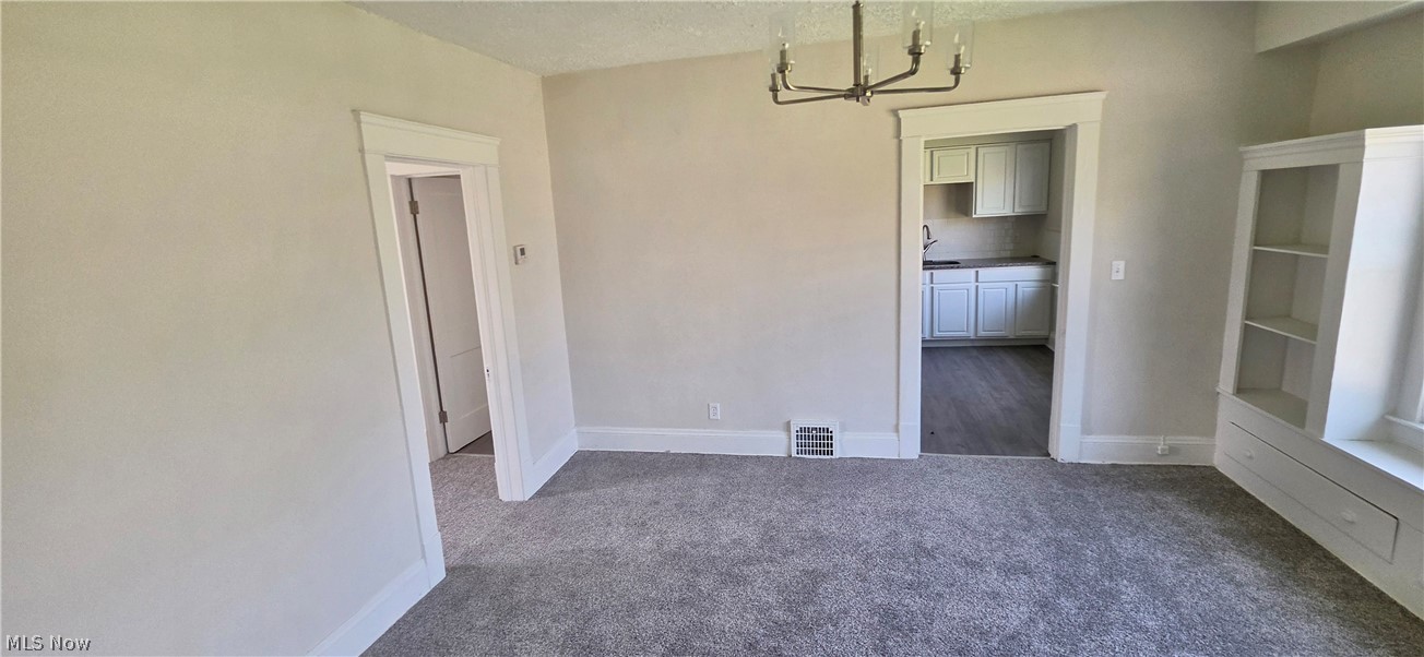 13806 Harvard Avenue Cleveland OH 44105