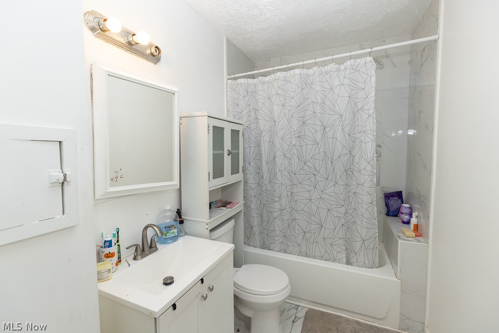 14221 Glenside Road Cleveland OH 44110