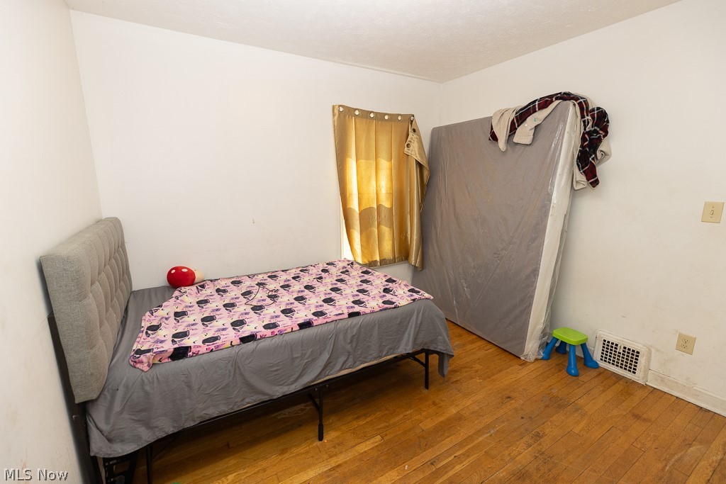 14221 Glenside Road Cleveland OH 44110