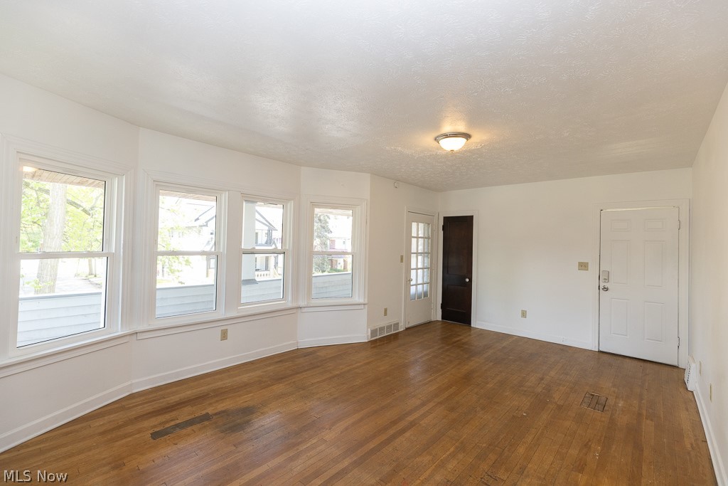 14221 Glenside Road Cleveland OH 44110