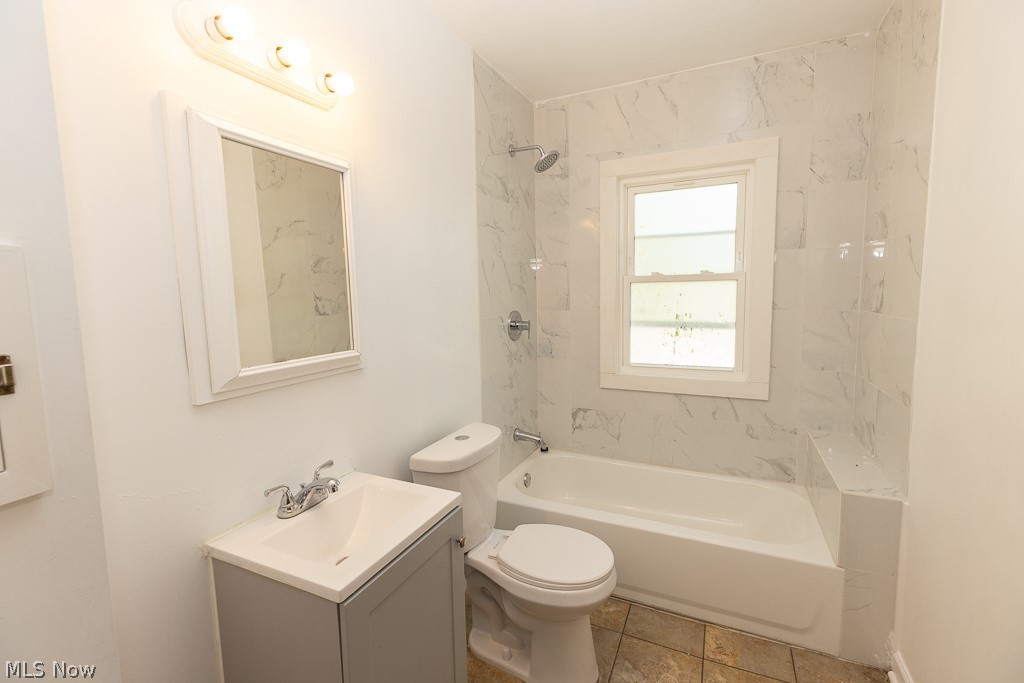 14221 Glenside Road Cleveland OH 44110