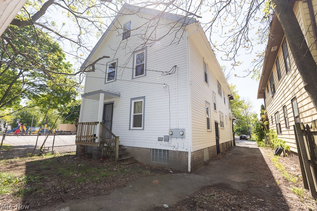 14221 Glenside Road Cleveland OH 44110