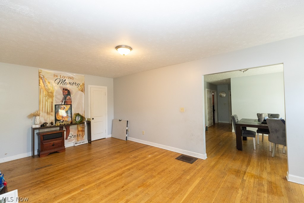 14221 Glenside Road Cleveland OH 44110