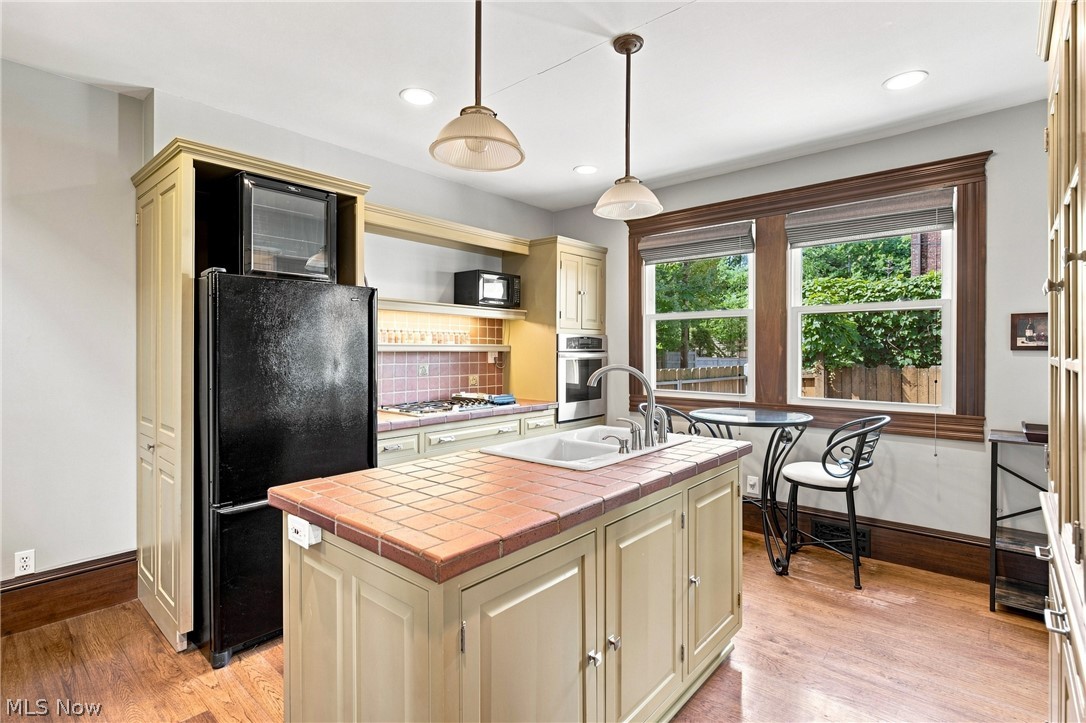 3109 Bridge Avenue Cleveland OH 44113