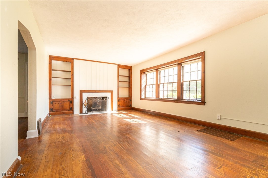18927 Winslow Road Shaker Heights OH 44122