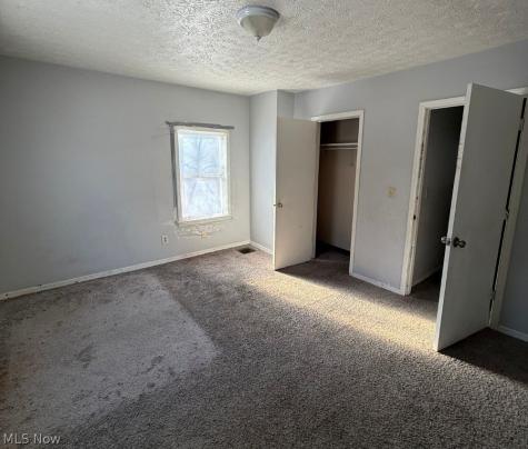 119 Neufer Court Elyria OH 44035