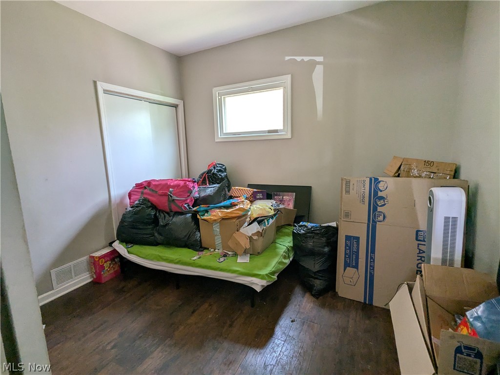2064 W 91 Street Cleveland OH 44102