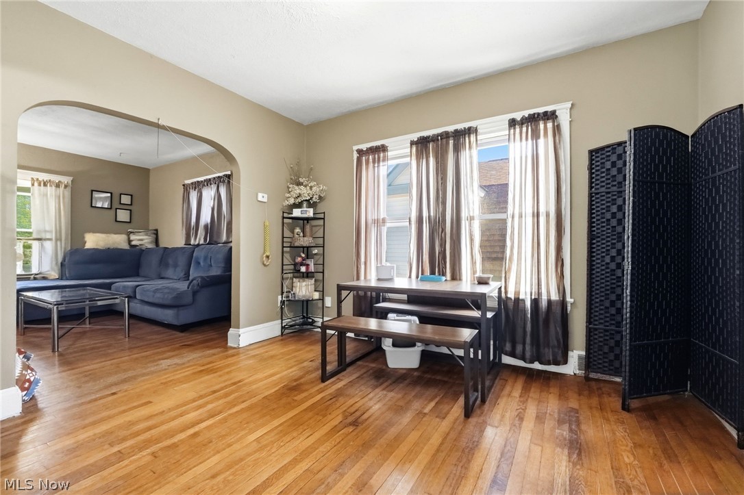 2064 W 91 Street Cleveland OH 44102