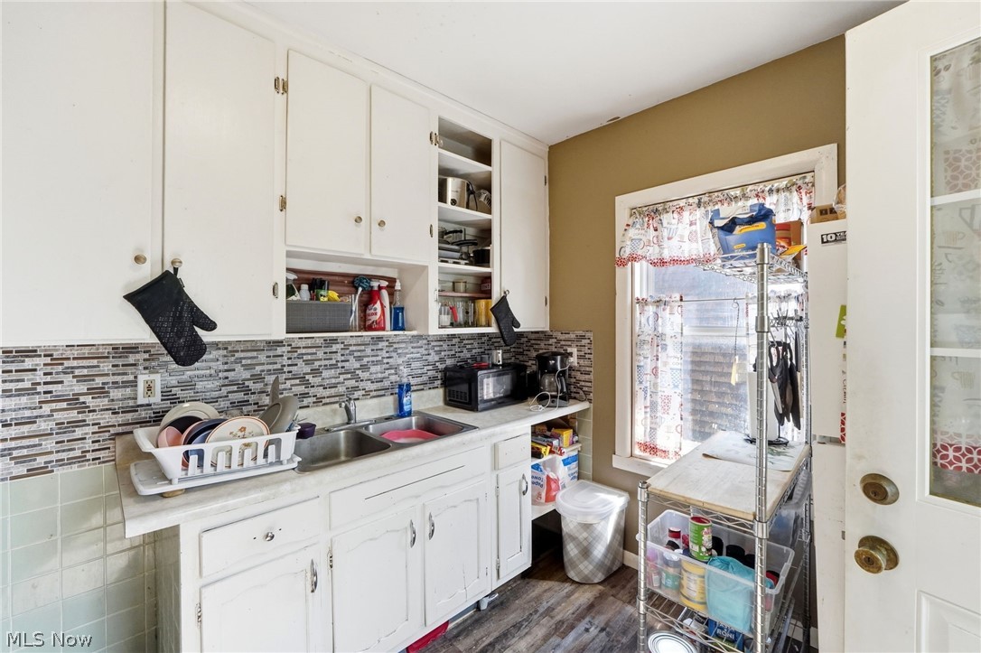 2064 W 91 Street Cleveland OH 44102