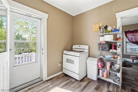 2064 W 91 Street Cleveland OH 44102