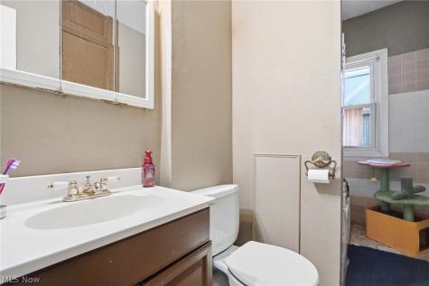 2064 W 91 Street Cleveland OH 44102