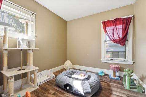 2064 W 91 Street Cleveland OH 44102