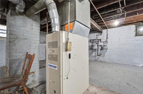 2064 W 91 Street Cleveland OH 44102
