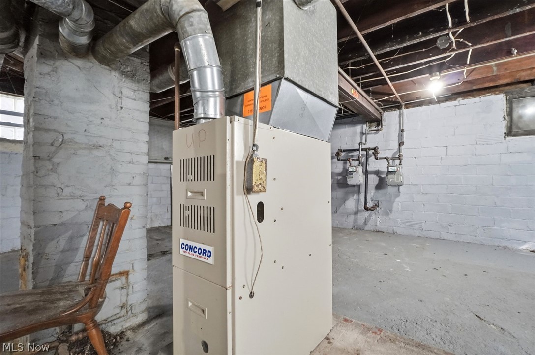2064 W 91 Street Cleveland OH 44102