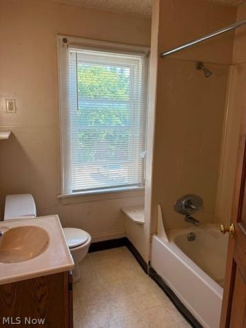 524 & 526 Gage Street Akron OH 44311