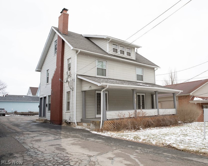 131 Poland Avenue Struthers OH 44471