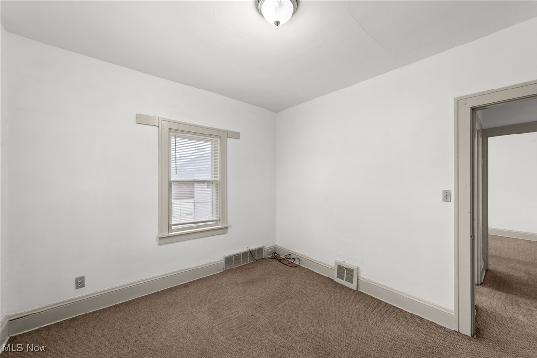 12601 Melgrove Avenue Garfield Heights OH 44105