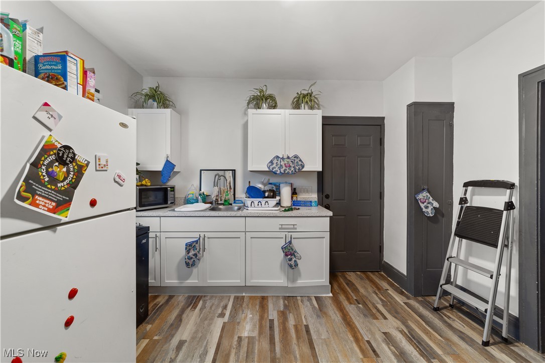 12601 Melgrove Avenue Garfield Heights OH 44105