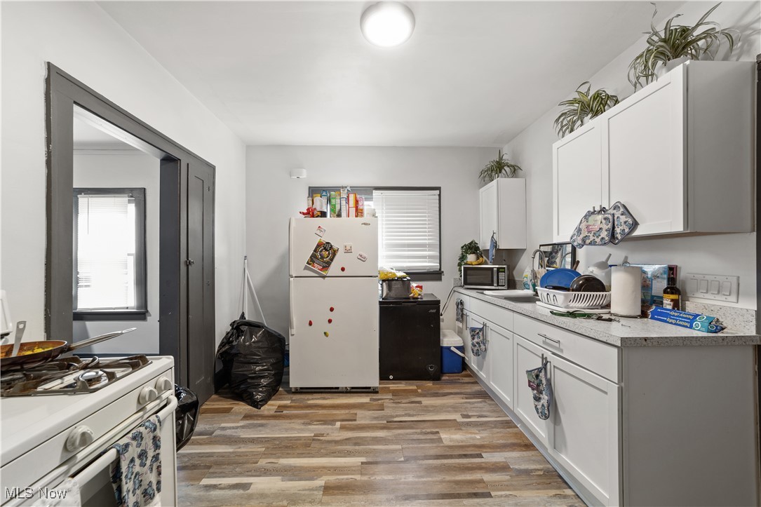 12601 Melgrove Avenue Garfield Heights OH 44105