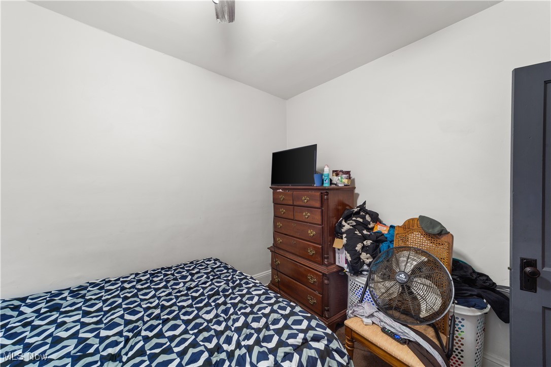 12601 Melgrove Avenue Garfield Heights OH 44105