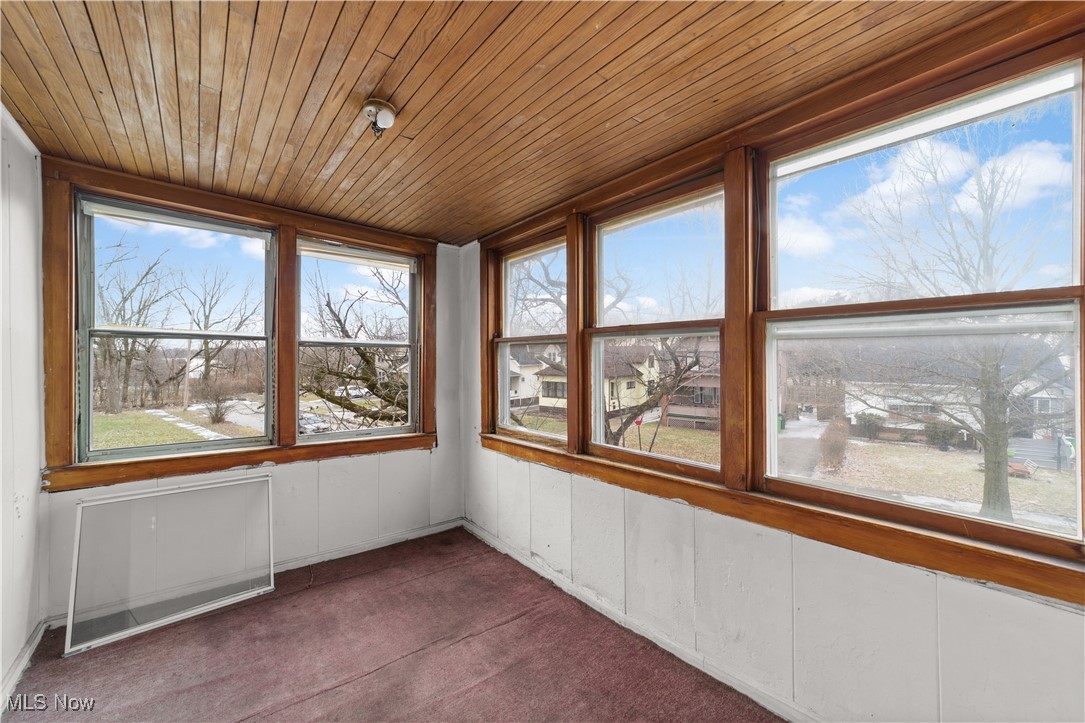 12601 Melgrove Avenue Garfield Heights OH 44105