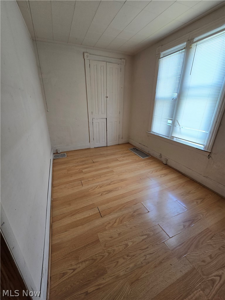 312 N 7th Street Martins Ferry OH 43935