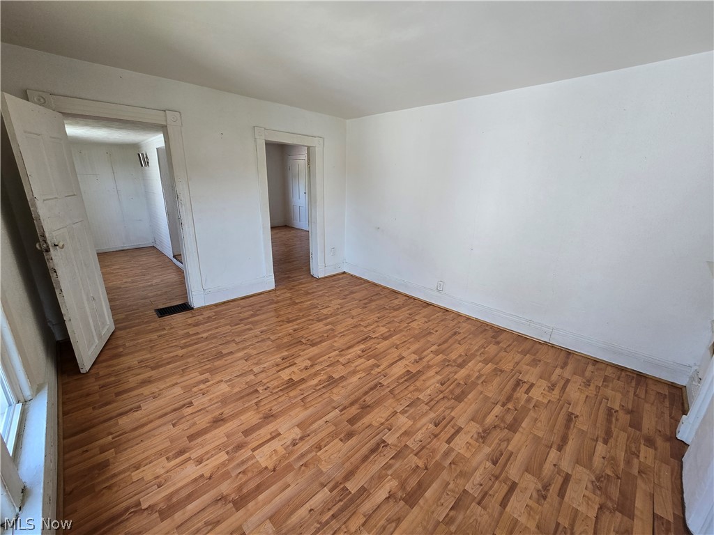 312 N 7th Street Martins Ferry OH 43935