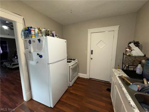 11316 Headley Avenue Cleveland OH 44111