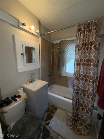 11316 Headley Avenue Cleveland OH 44111