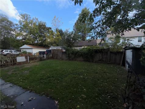 11316 Headley Avenue Cleveland OH 44111