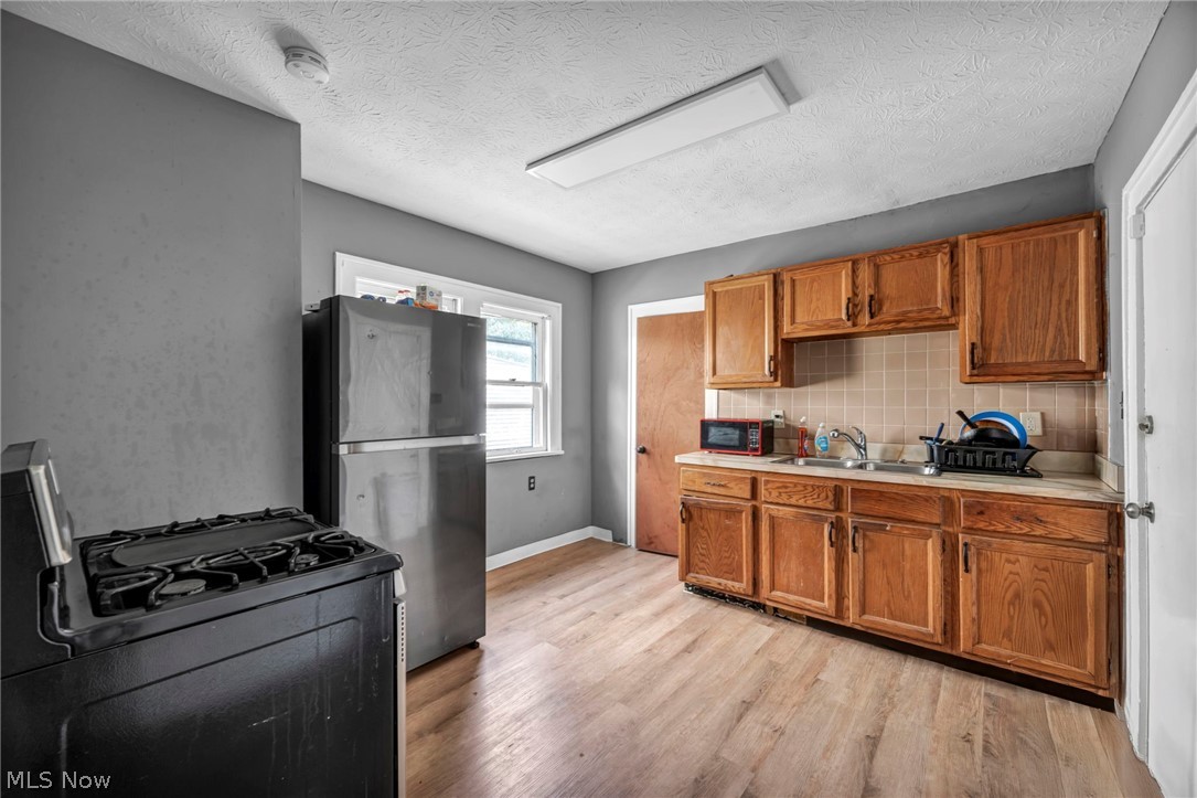 12109 Holborn Avenue Cleveland OH 44105