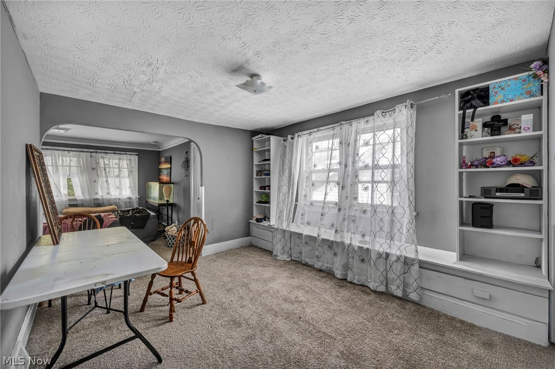 12109 Holborn Avenue Cleveland OH 44105