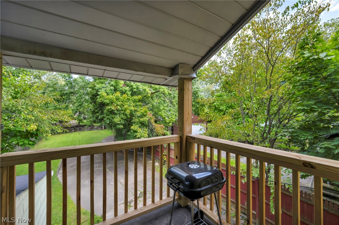 12109 Holborn Avenue Cleveland OH 44105