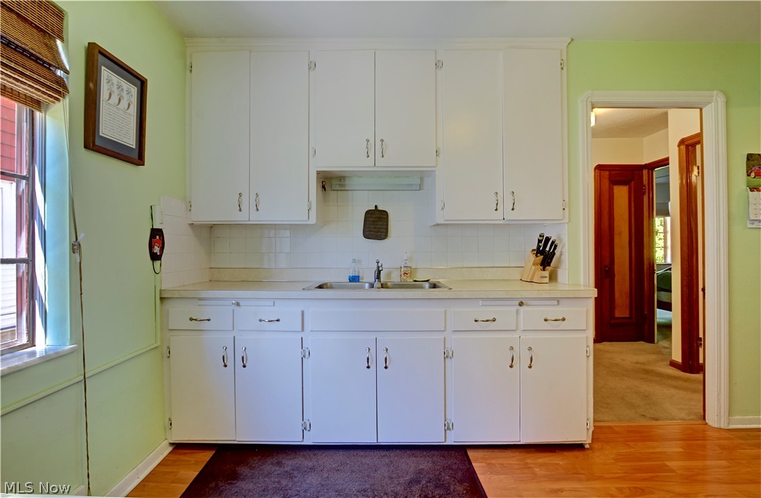 16912 Chatfield Avenue Cleveland OH 44111