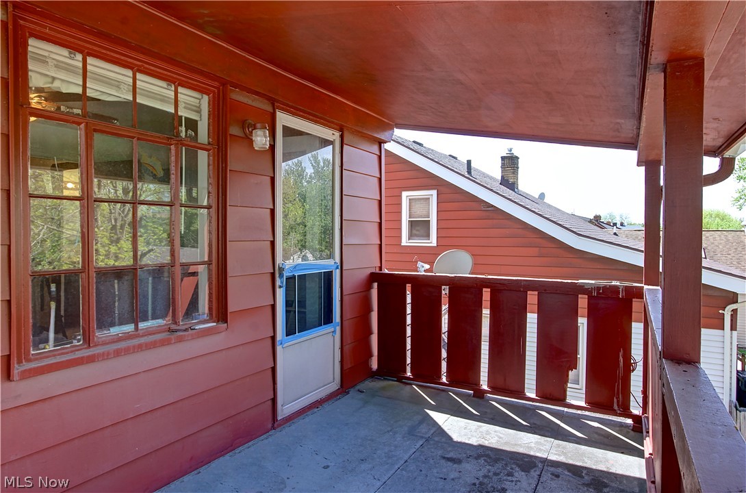 16912 Chatfield Avenue Cleveland OH 44111