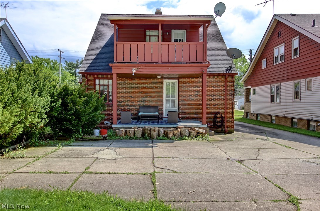 16912 Chatfield Avenue Cleveland OH 44111