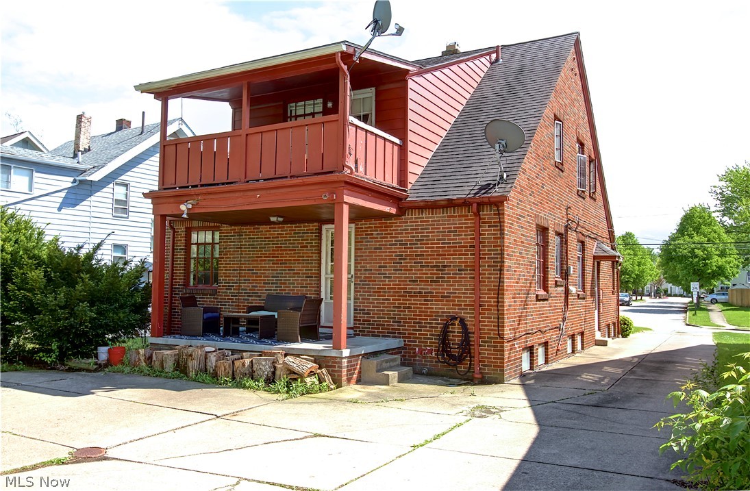 16912 Chatfield Avenue Cleveland OH 44111