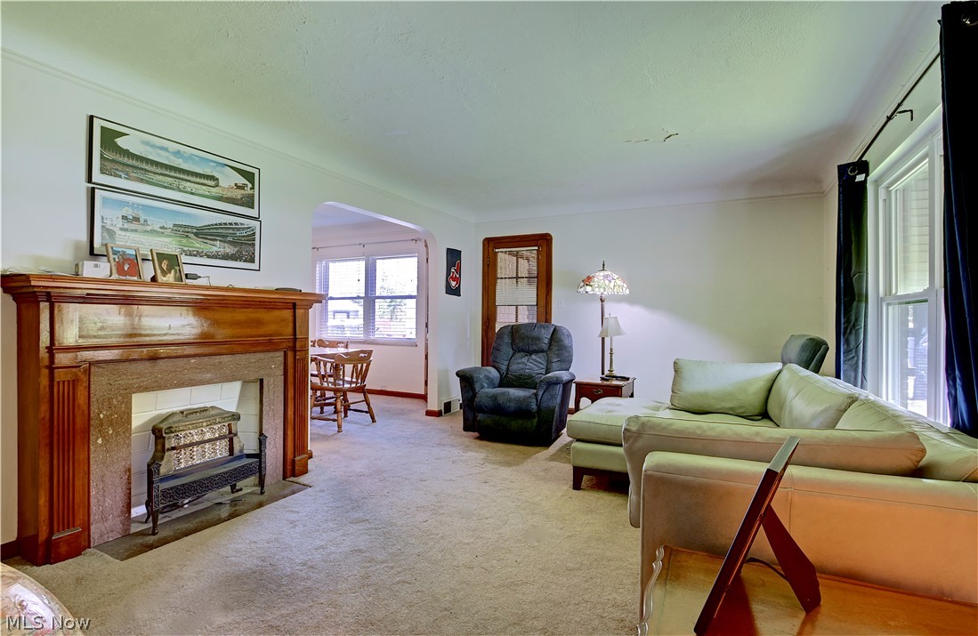 16912 Chatfield Avenue Cleveland OH 44111
