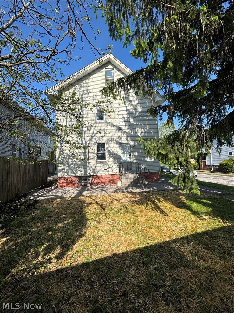 3621 E 154th Street Cleveland OH 44120