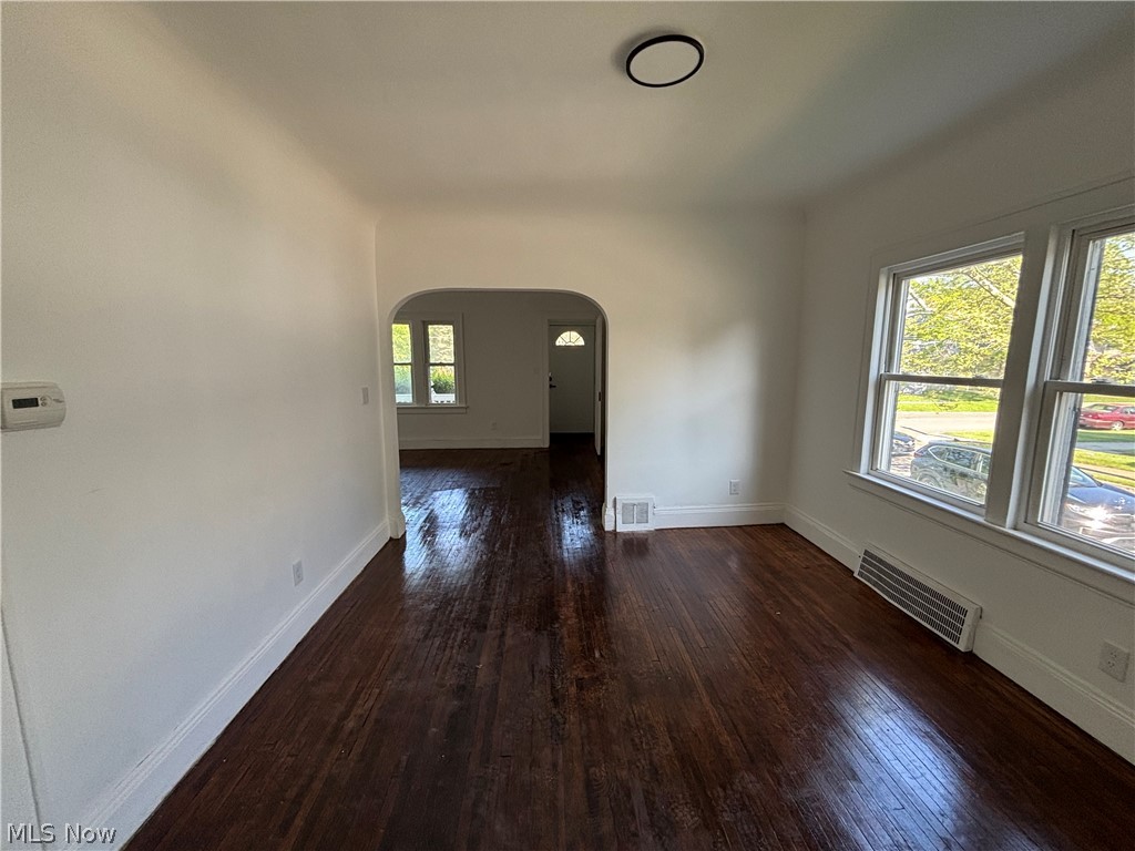 3621 E 154th Street Cleveland OH 44120