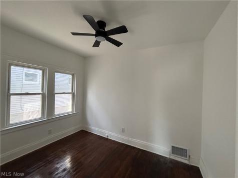 3621 E 154th Street Cleveland OH 44120