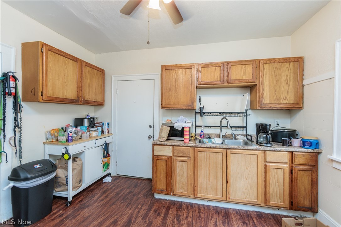 3608 E 147th Cleveland OH 44120