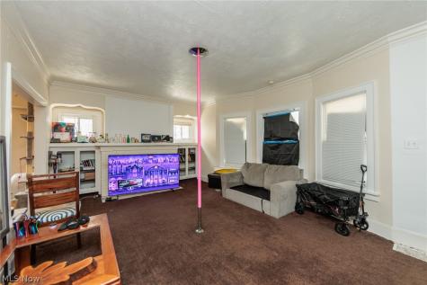 3608 E 147th Cleveland OH 44120