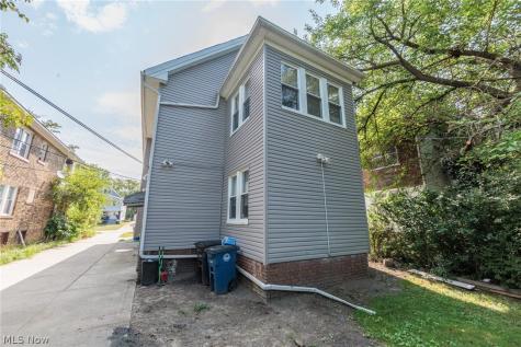 3608 E 147th Cleveland OH 44120