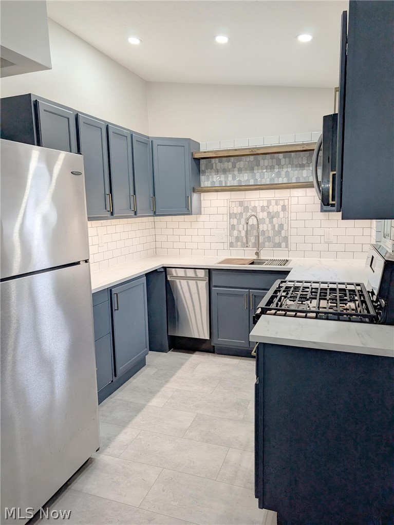 1636 Seth Robert Akron OH 44306