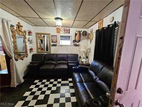 3283 W 48th Street Cleveland OH 44102
