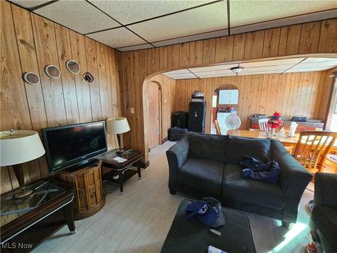 3283 W 48th Street Cleveland OH 44102