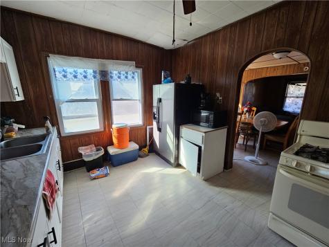 3283 W 48th Street Cleveland OH 44102