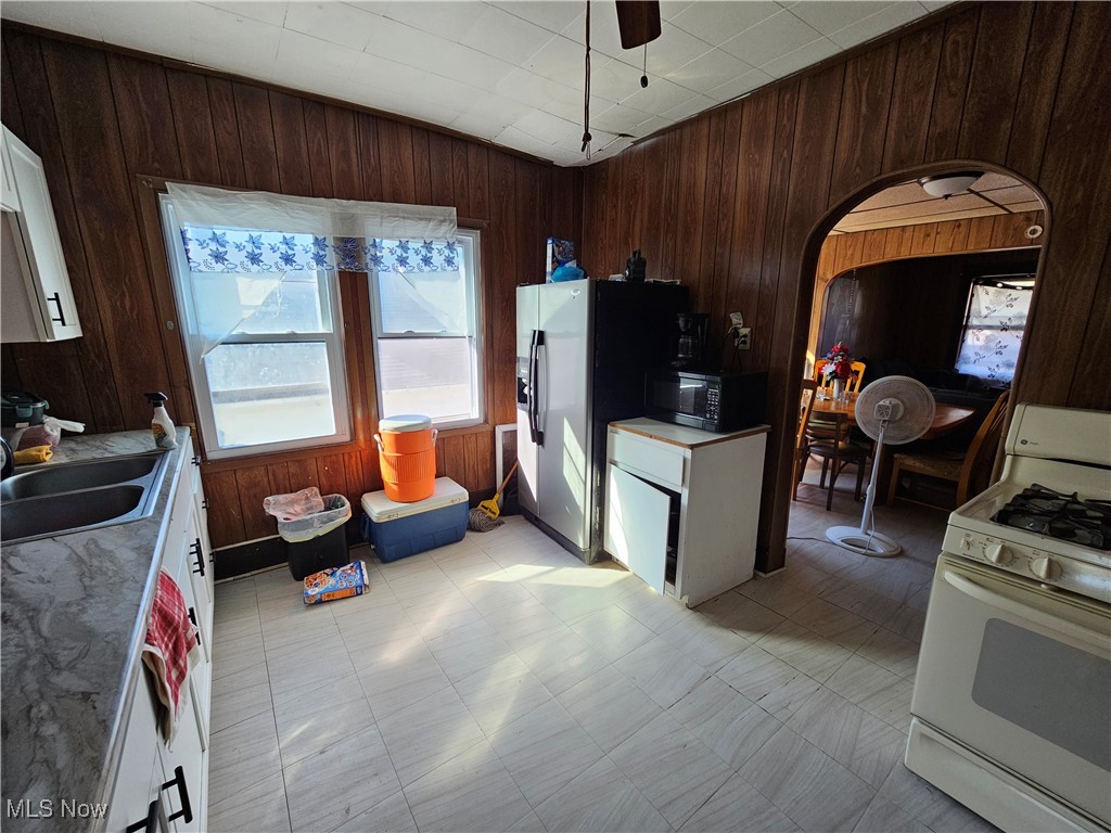 3283 W 48th Street Cleveland OH 44102